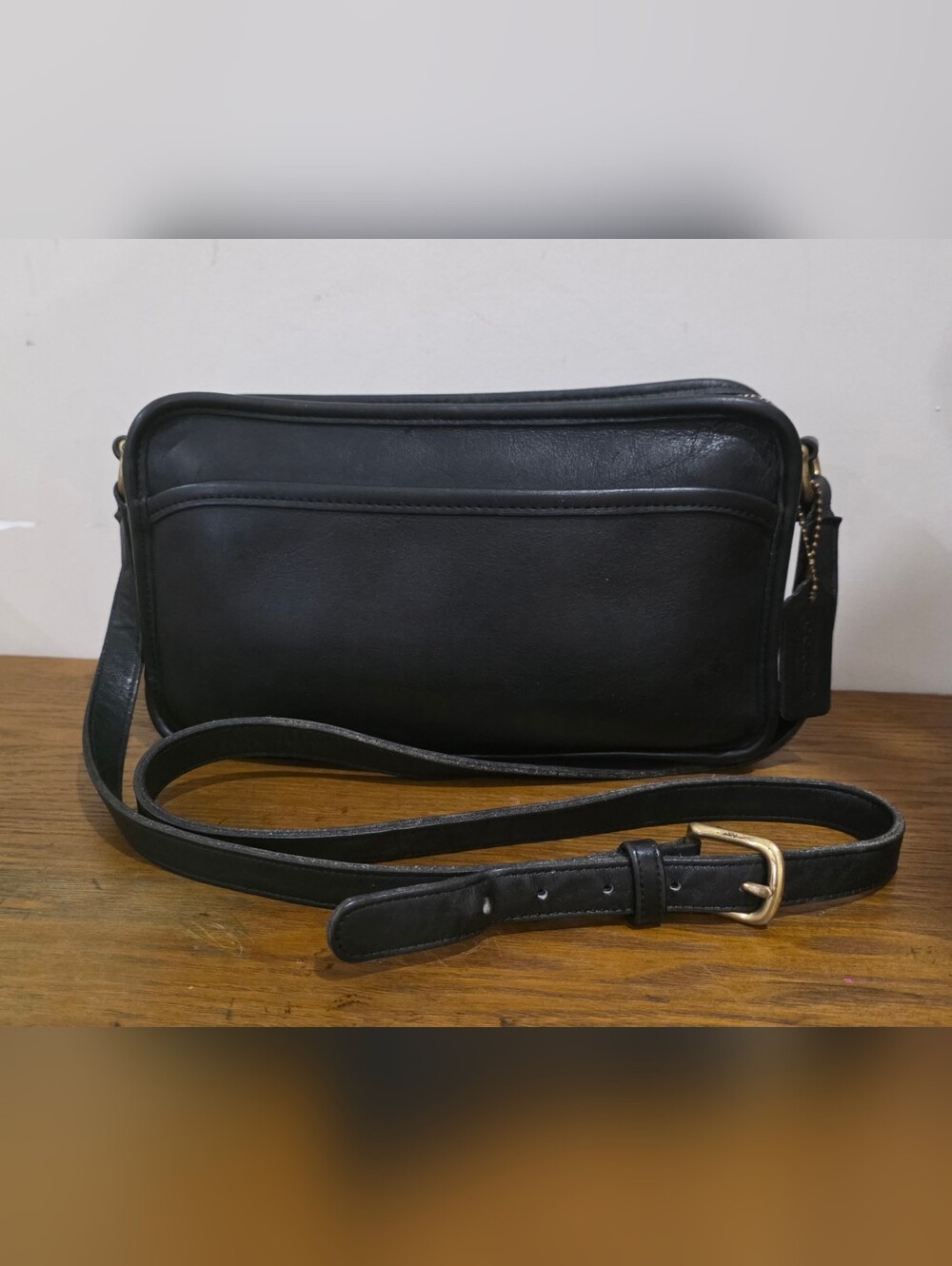Vintage Coach black Cowhide Leather Crossbody Bag
